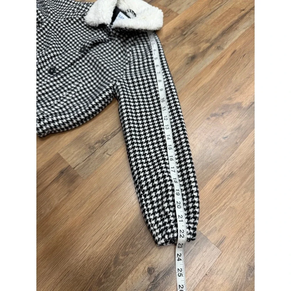 Old Navy Girls Houndstooth Sherpa Collar Jacket Size M 8 Black White